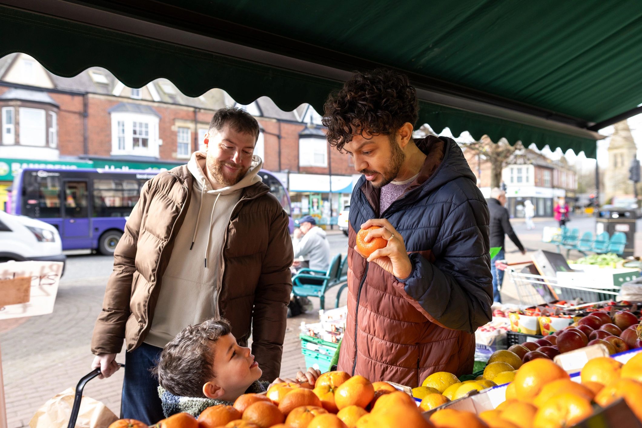 Local produce stand setting for farmers market pickup